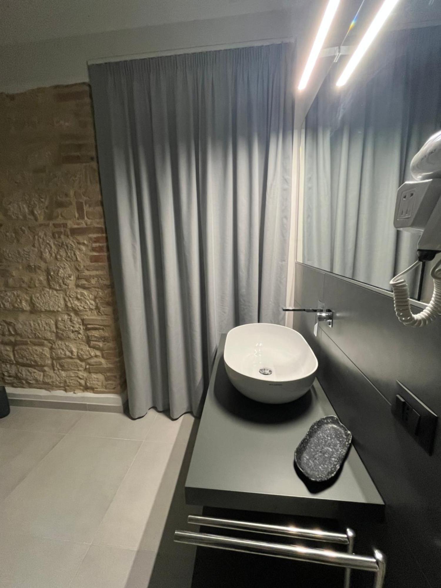 Le Note Di Fred Rent Room Campobasso Exteriör bild